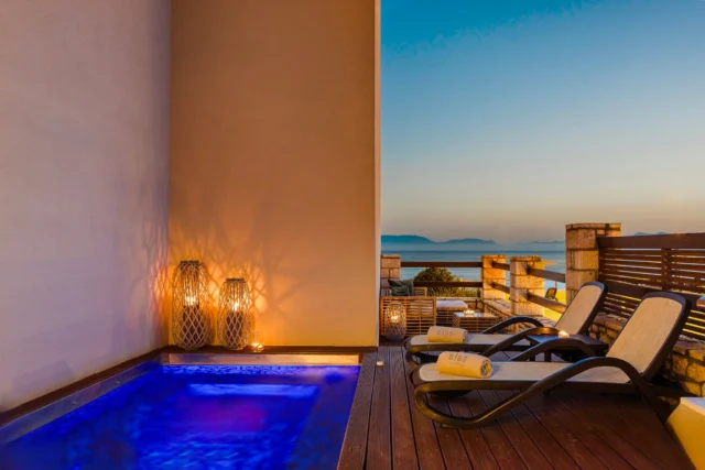 luxury hotel monemvasia